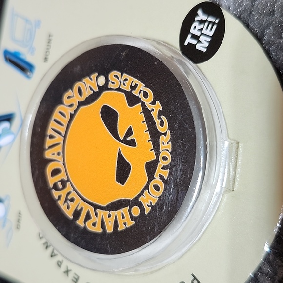 HARLEY DAVIDSON MOTORCYLES WILLIE G SKULL MOBILE PHONE STAND POPSOCKET GRIP - Picture 2 of 8